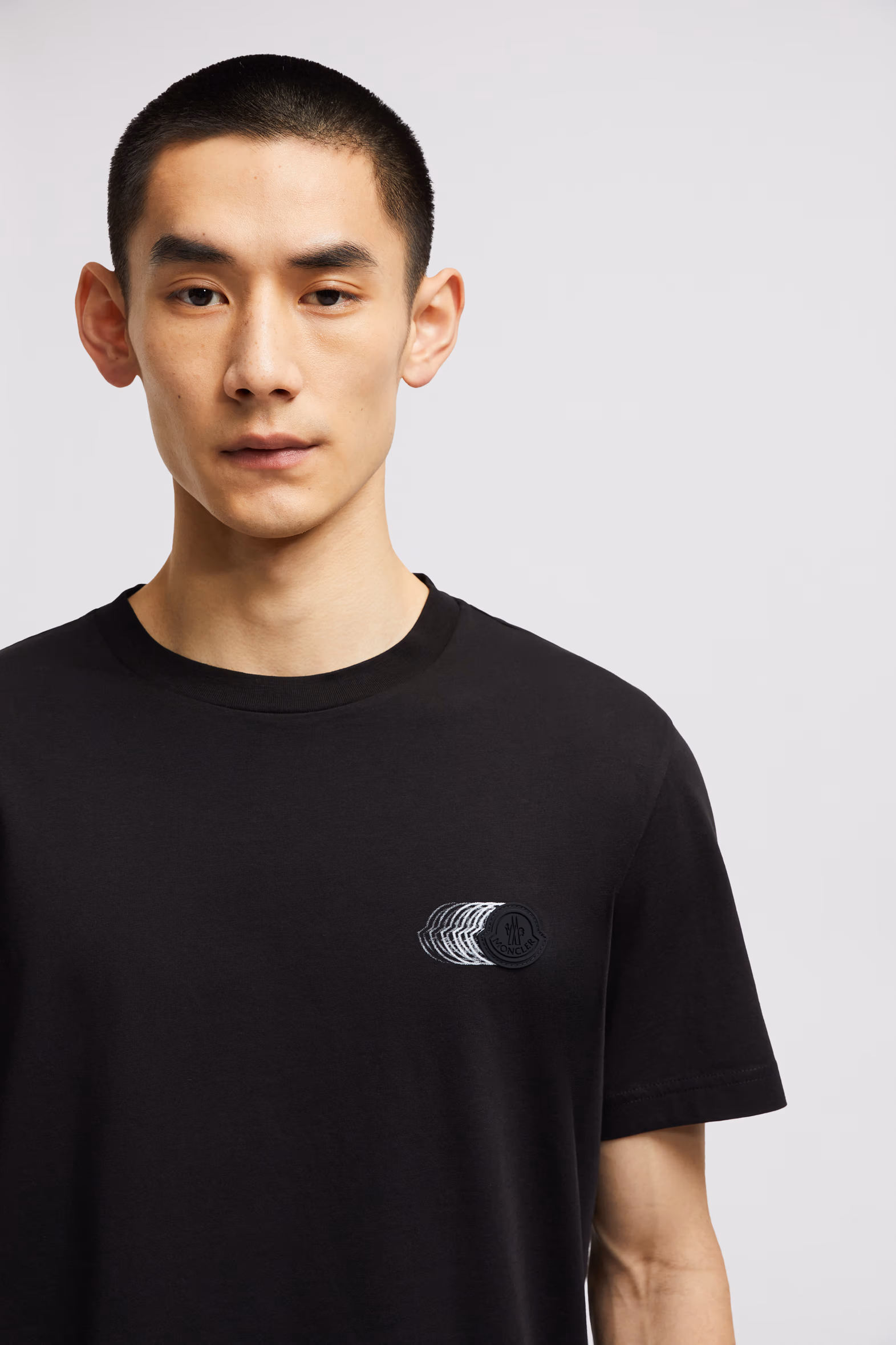 Faded Logo Motif Cotton T-Shirt Men Black Moncler 4